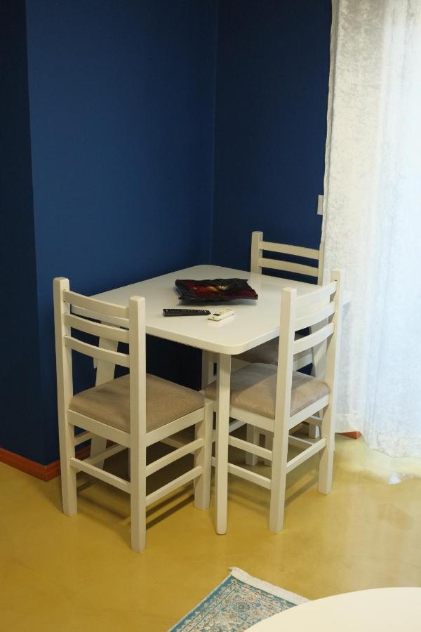 Oak Street Apartment Tirana Extérieur photo